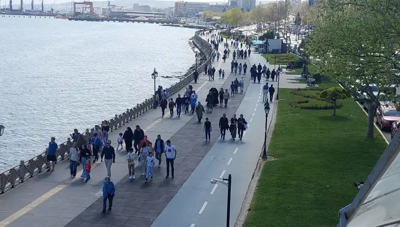 Tekirdağ'da Yaşlı Nüfus Oranı %10,2'ye Ulaştı: Kentin Geleceği Ne Olacak?