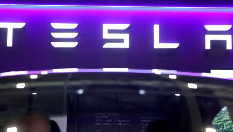 Tesla'nın Sürücüsüz Taksi Deneyimi: Robotaxi Projesiyle Gelecek Burada!