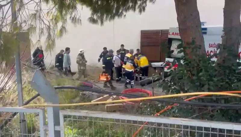 İstanbul'da Trafo Merkezinde Büyük Patlama: Bir İşçi Ağır Yaralı