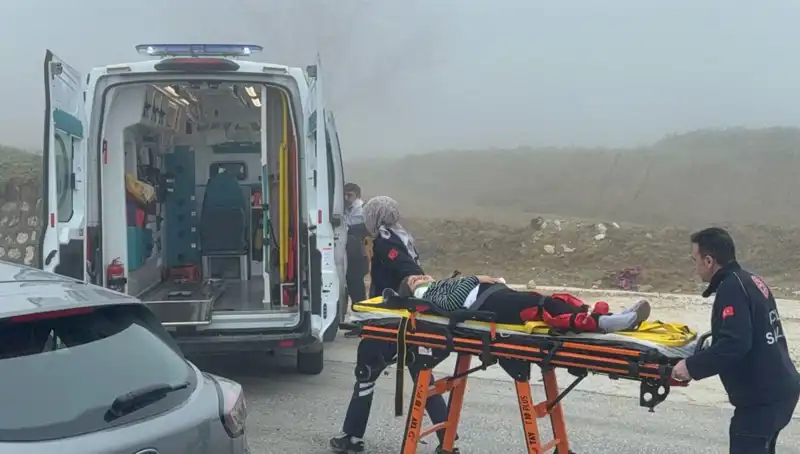 Düzce'de Yoğun Sis Sebastian Kazalara Sebep Oldu: 6 Yaralı
