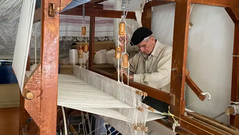 62 Yıldır İpleri Sanata Dönüştüren Usta: Bir Hayatın Hikayesi