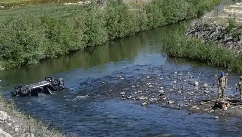 Bayram Tatilinde Yolda Kalan Aile: İki Hayat Kayıplara Karıştı