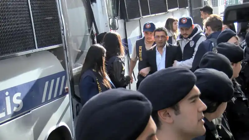 Flash Haber TV'ye El Konuldu: Payfix Operasyonu ve 29 Şüpheli Adliyeye Sevk Edildi