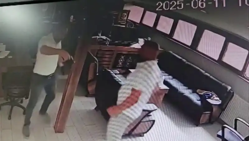 Alacak Verecek Meselesi: Kalfa, İş İnsanı ile İlişkisini Kanla Sonlandırdı