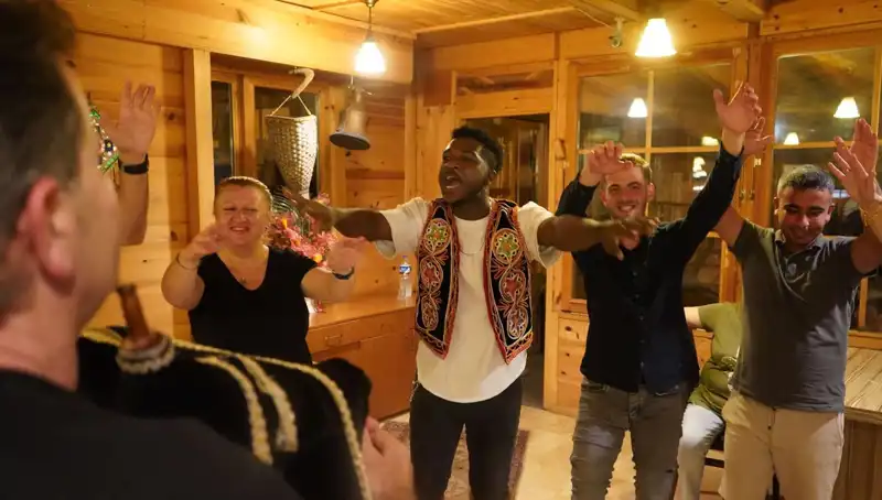 Gana'dan Türkiye'ye Uzanan Başarı Hikayesi: Rizeli Tıp Mezunu