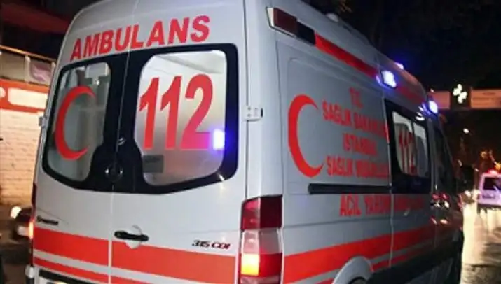 Afyonkarahisar'da Otomobil Devrildi: Bir Can Kaybı ve Üç Yaralı