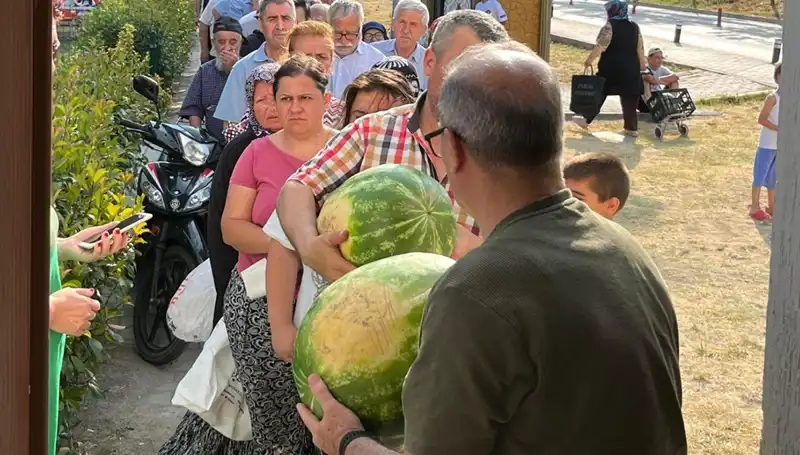 Tarımda Hasat Zamanı: Tarlada Kalan Ürünler Bedava Dağıtılıyor