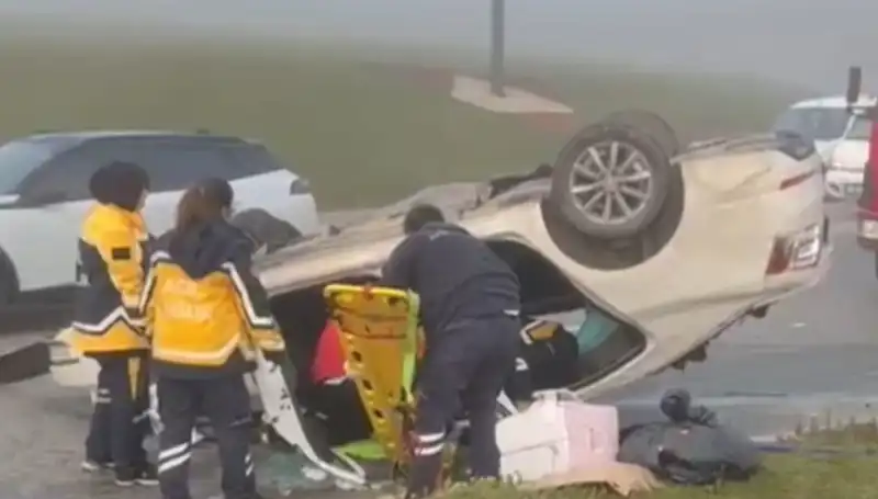 Sakarya'da Korkunç Trafik Kazası: Hayatını Kaybeden ve Yaralılar Var