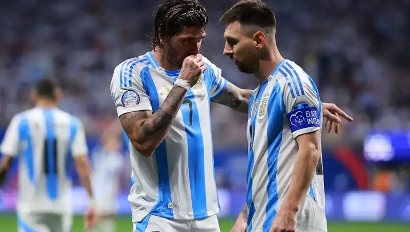 Messi ve De Paul’un Buluşması: Futbol Dünyasında Yeni Bir Sayfa Açılıyor