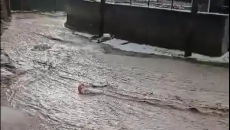 Sivas’ta Dolu ve Sağanak Yağışlar Sele Dönüştü: Şehirde Son Durum!