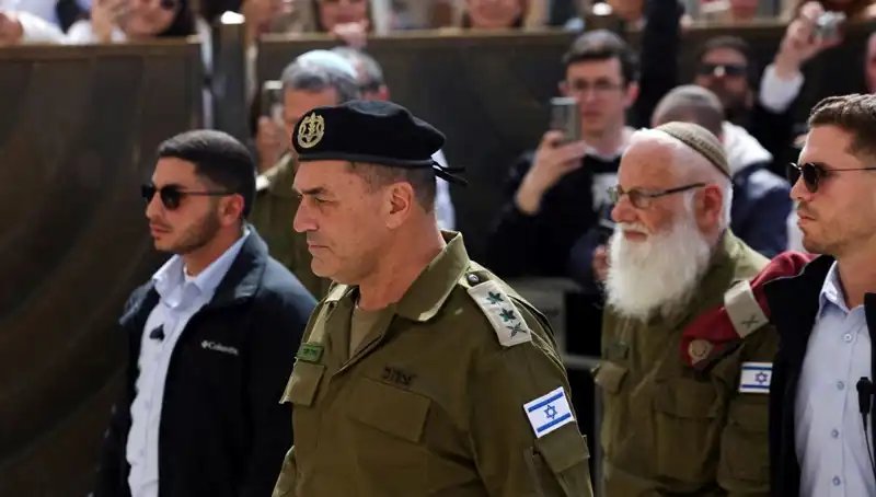 İsrail Ordusunda Tarihi Devir Teslim: Hamas'a Karşı Savaş Sürecek