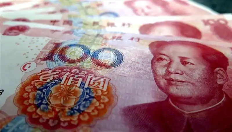 Çin Yuan'ı Değer Kaybediyor: Ekonomik Sarsıntının Etkileri Neler?