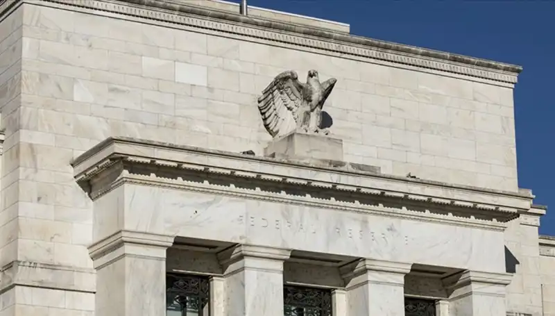 2025 Mart’ta FED Faiz Kararı: Ekonomistlerin Beklentileri ve Kritik Tarih