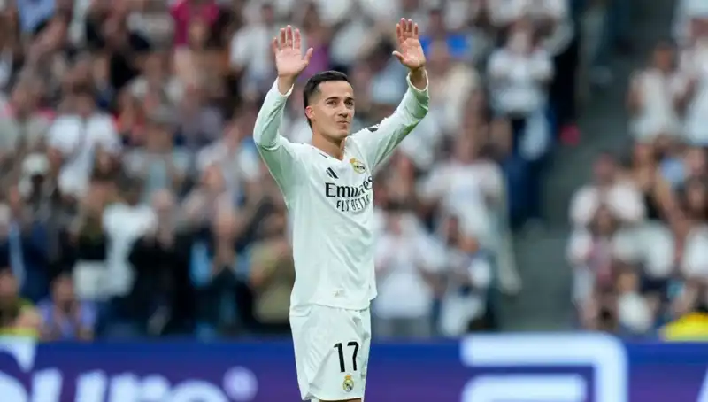 Beşiktaş, Gözyaşlarıyla Veda Eden Madrid Yıldızını Sağa Bek Olarak Transfer Etti!