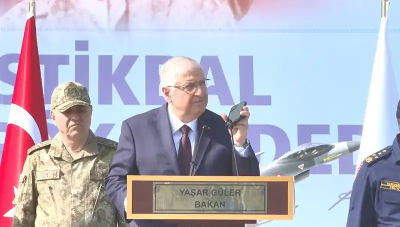 Cumhurbaşkanı Erdoğan: Mehmetçiğin Bayramı Kutlanıyor, Vatanseverlik Zirve Yapıyor!