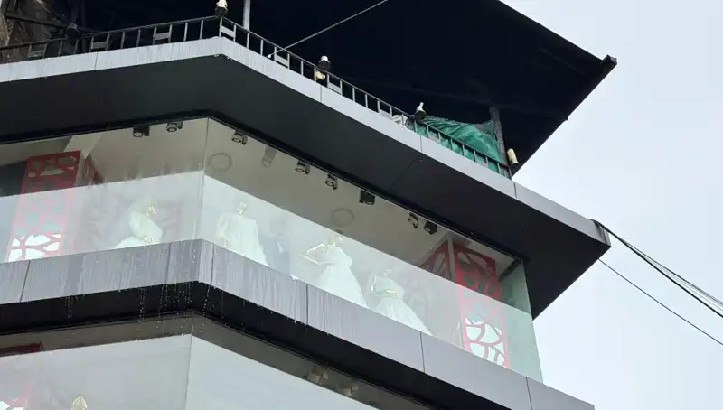 Giyim Mağazasında Korkutan Yangın: Tüm Detaylar ve Önlemler