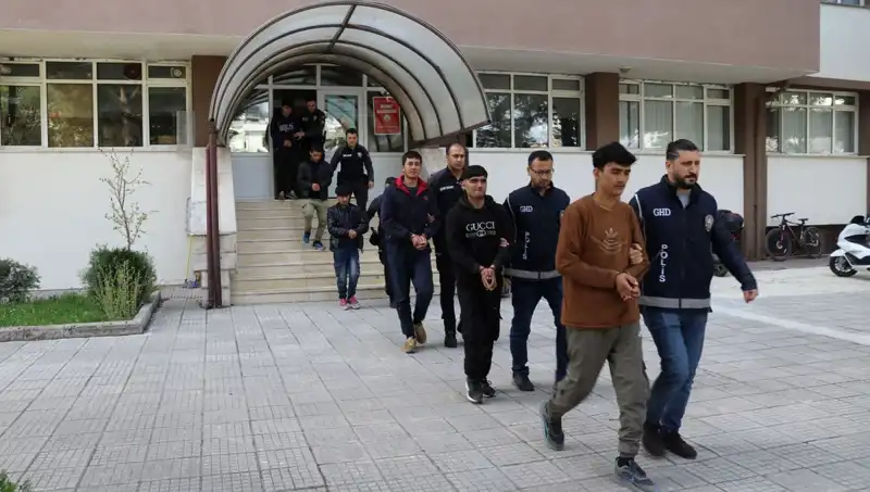 Edirne ve Kırklareli'nde Kaçak Göçmen Operasyonu: Yeni Gelişmeler
