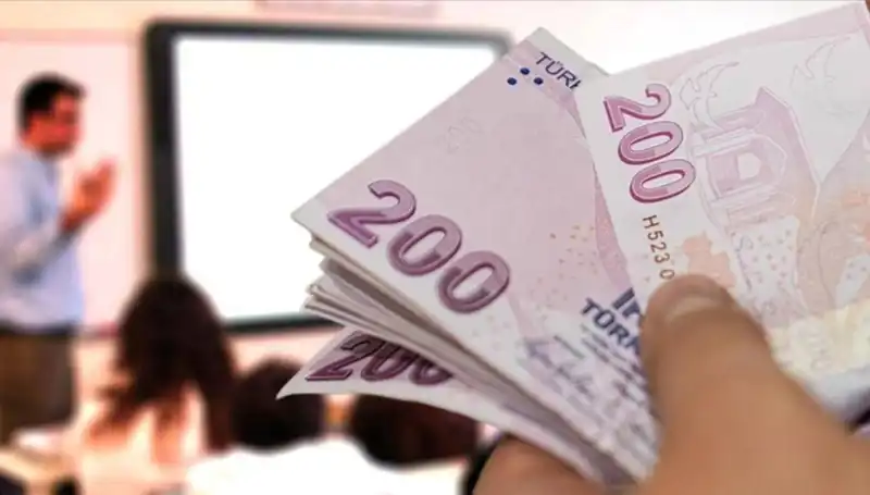 Öğretmen Maaşları 2025’te Ne Kadar? Uzman Öğretmenlerin Yeni Gelirleri Açıklandı