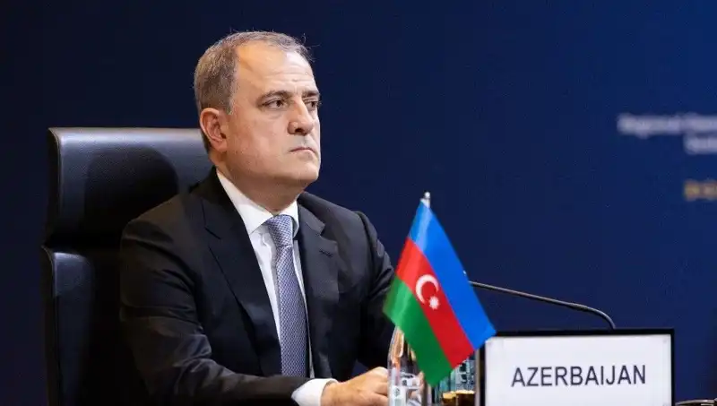 Azerbaycan ve Ermenistan'ın Tarihi Anlaşması: Barışa Giden Yol Açılıyor