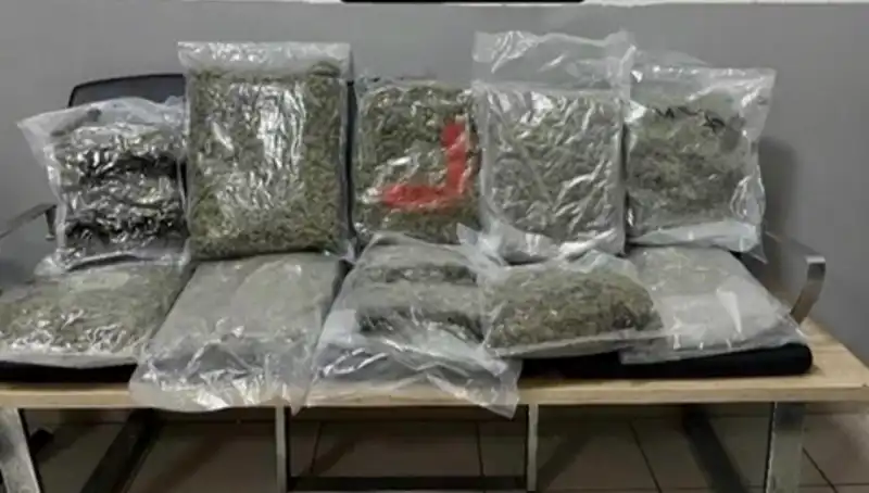İzmir’de Suçla Mücadelede Vites Yükseldi: 92 Şüpheli Yakalandı