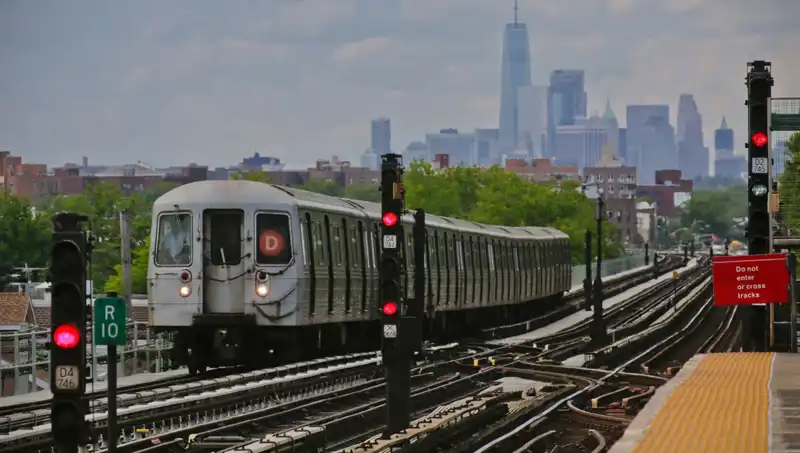 Adrenalin Tutkusu: Metro Sörfü Sebebiyle Hayatını Kaybeden Genç
