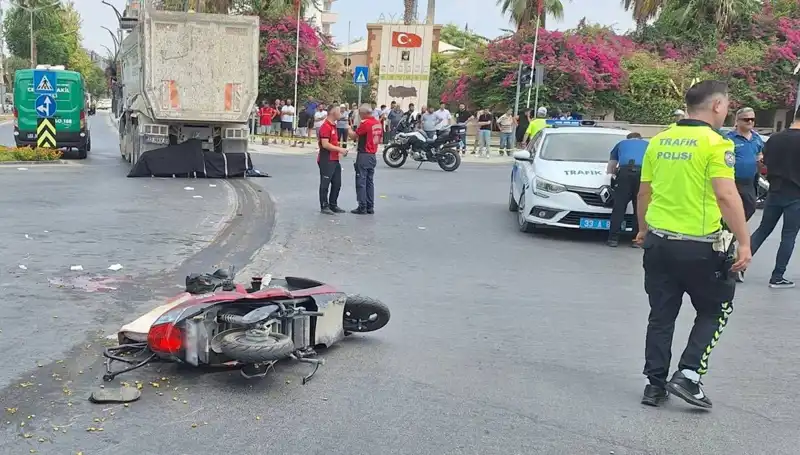 Mersin’de Feci Kaza: Bir Kişi Hayatını Kaybetti, Bir Kişi Yaralandı