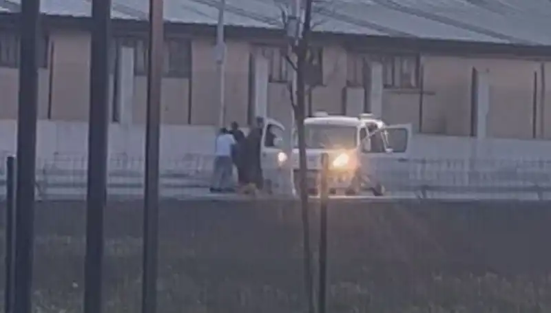 Drift Yarışı Sırasında Yaşanan Korkunç An: Araç Yoldan Aşağı Yuvarlandı!