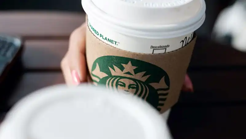 50 Milyon Dolarlık Kahve: Starbucks Rekor Tazminatla Gündemde!