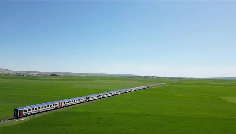 Diyarbakır Ekspresi: Seyahat Tutkunlarının Yeni Gözdesi Malatya’da Başlıyor!