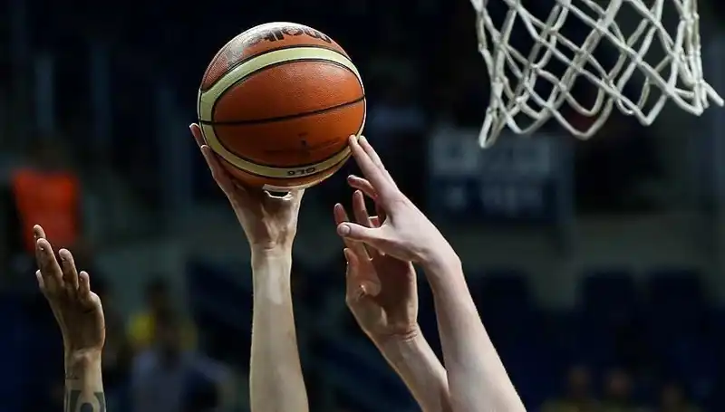 Kadın Basketbolunda Fenerbahçe ve Beşiktaş Dev Yarı Final Mücadelesi Başlıyor!