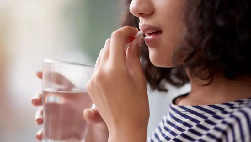 İnternette Kolayca Bulunan Tehlikeli İlaçlar: Hayat Kurtaran mı, Yoksa Yok Eden mi?