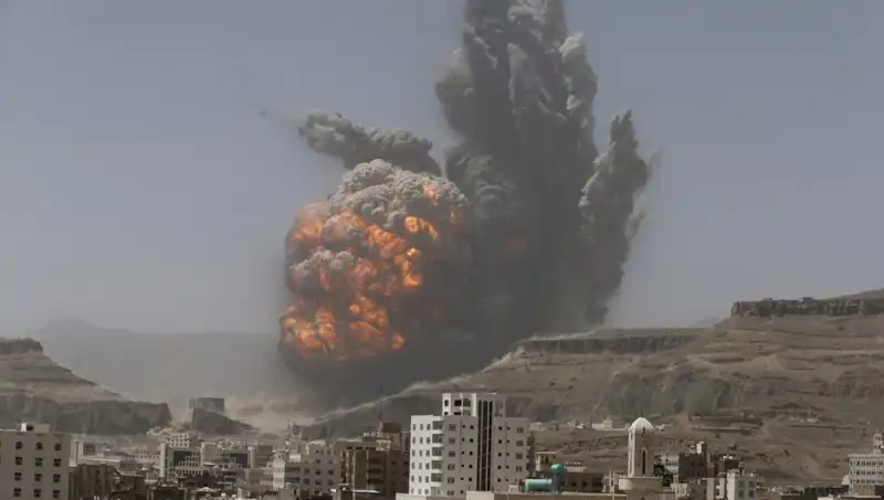ABD’nin Yemen’de Gerçekleştirdiği Hava Saldırısı: 5 Ölü, 13 Yaralı!