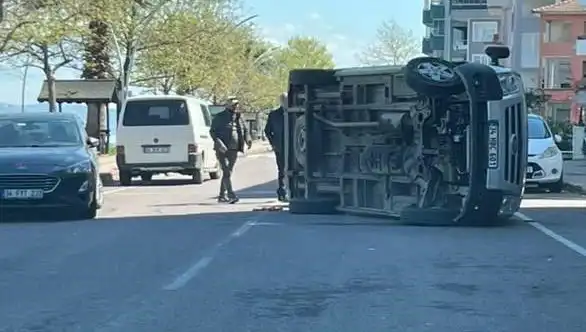 Otomobile Çarpan Araç Yan Yattı: Olayın Ayrıntıları Ortaya Çıktı!