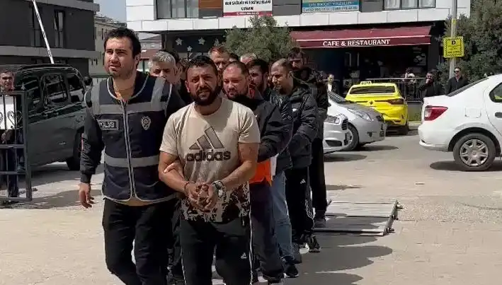 Edirne'de Gün Yüzüne Çıkan Yedi Firari: Eş Zamanlı Operasyonun Sırları
