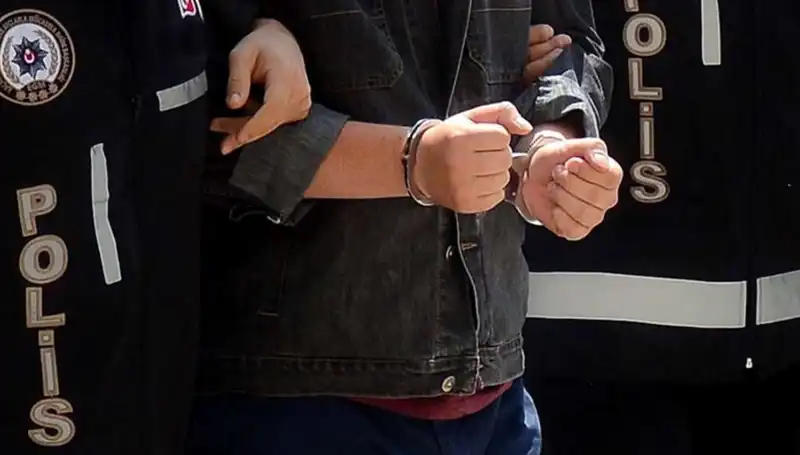 FETÖ’nün Dışişleri Bakanlığı Yapılanmasına Büyük Operasyon: 8 Kişi Gözaltında