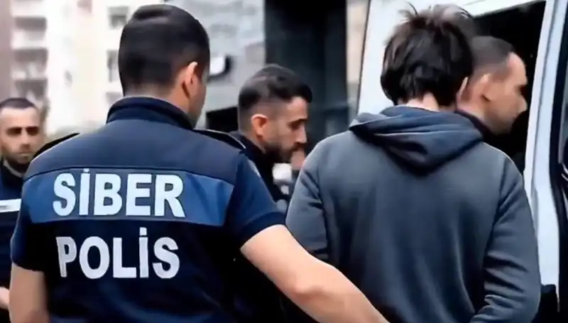 Türkiye Genelinde 48 İl'de Düzenlenen Siber Suç Operasyonu: 284 Gözaltı
