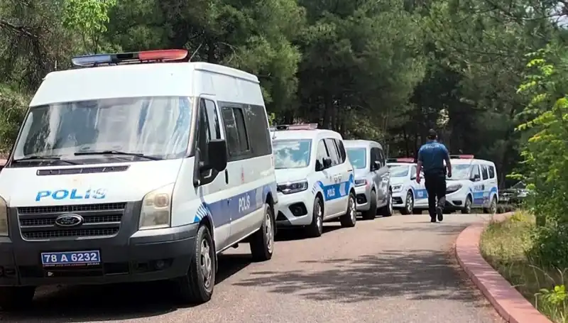 Karabük’te Gizemli Şüpheli Ölüm: Ağaca Asılı Bulunan Kişinin Sırları