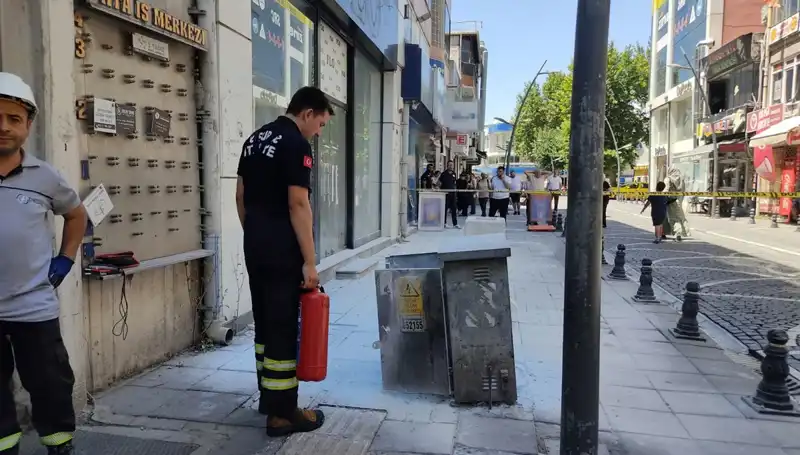 Cadde Ortasında Patlama: Korku Dolu Anlar ve Ayrıntılar