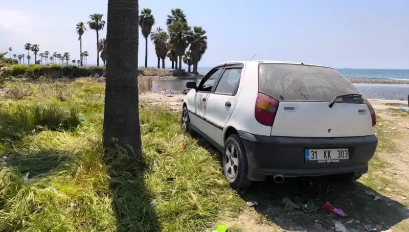 Aracında Başından Vurulmuş Olarak Bulunan Adamın Gizemi Çözülüyor