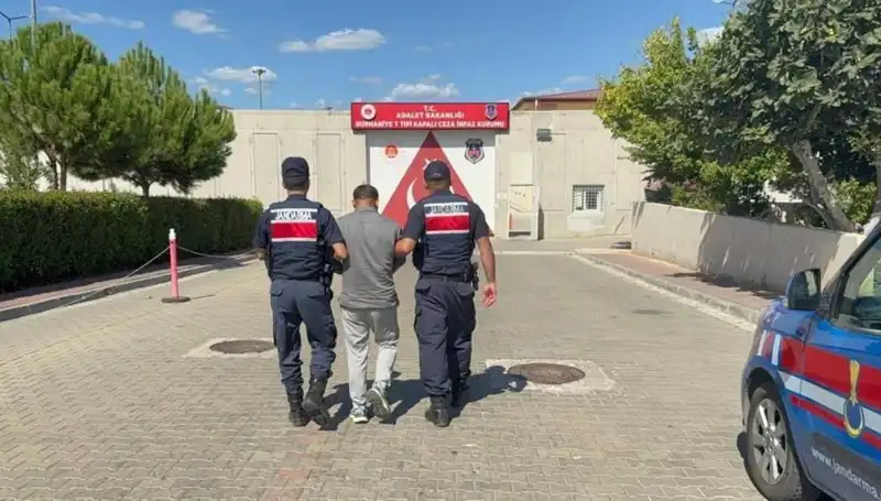 44 Yıl Hapis Cezasıyla Aranan Suçlu Edremit'te Ele Geçirildi