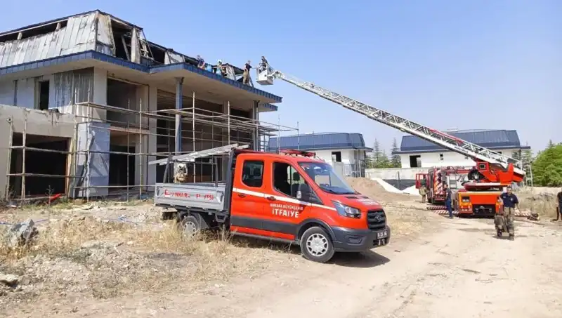 Ankara Gölbaşı'nda Villaları Korkutan Yangın: Neler Yaşandı?