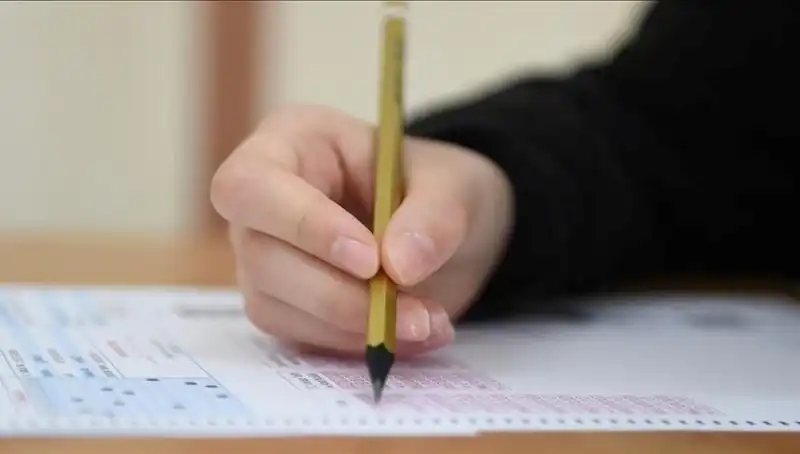 LGS Sınavı Değerlendirmesi: Zorlayıcı Sorular Öğrencileri Gerçekten Yaraladı mı?
