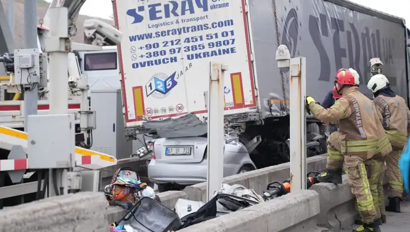 Bayram Tatilinde Trafikte Can Kaybı: 72 Yaşam Sona Erdi