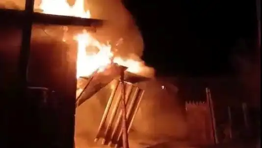 Karabük’te Yangın Faciası: İki Ev alevlere teslim oldu!