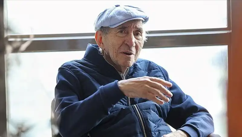 Altan Öymen'in Sağlık Durumu: Entübasyon ve Yoğun Bakım Süreci
