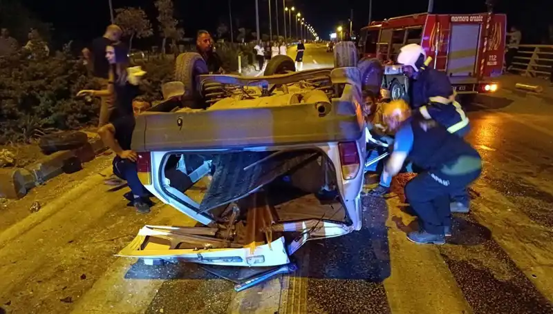 Kavşakta Feci Kaza: 2'si Ağır 7 Yaralı, Olayın Detayları Şaşkına Çeviriyor