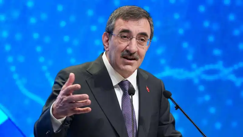 Cevdet Yılmaz'dan Boykot Çağrılarına Sert Yanıt: Sorumluluk Meselesi