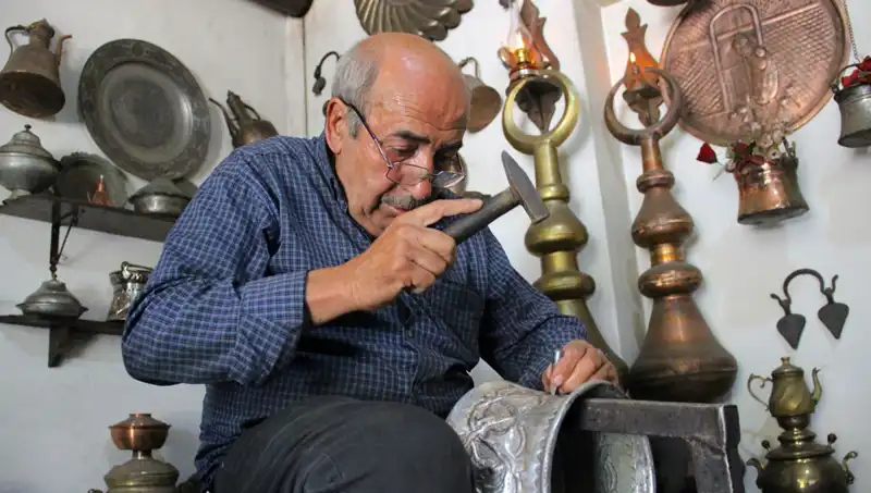 50 Yıldır Sanatıyla Hayatımıza Dokunan Usta: Onun Hikayesi