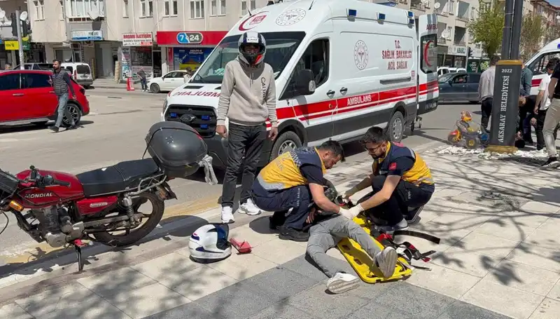 Aksaray'da Motosiklet Kazası: İki Yaralı, Olayın Ayrıntıları Şoke Etti!