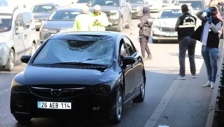 Polis Memuruna Yanıt Vermeyen Genç, Köprüden Aşağı Atladı!